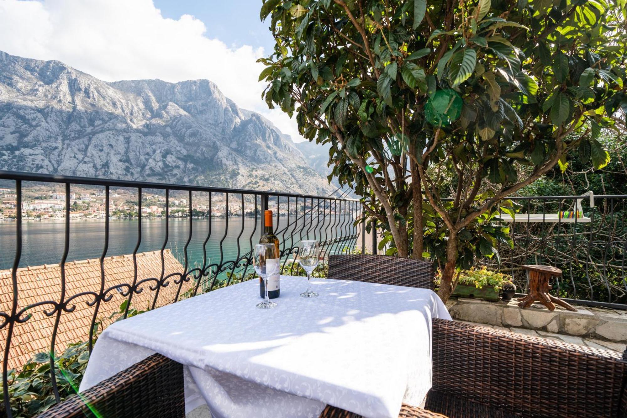 Apartments Vukovic Κότορ Εξωτερικό φωτογραφία