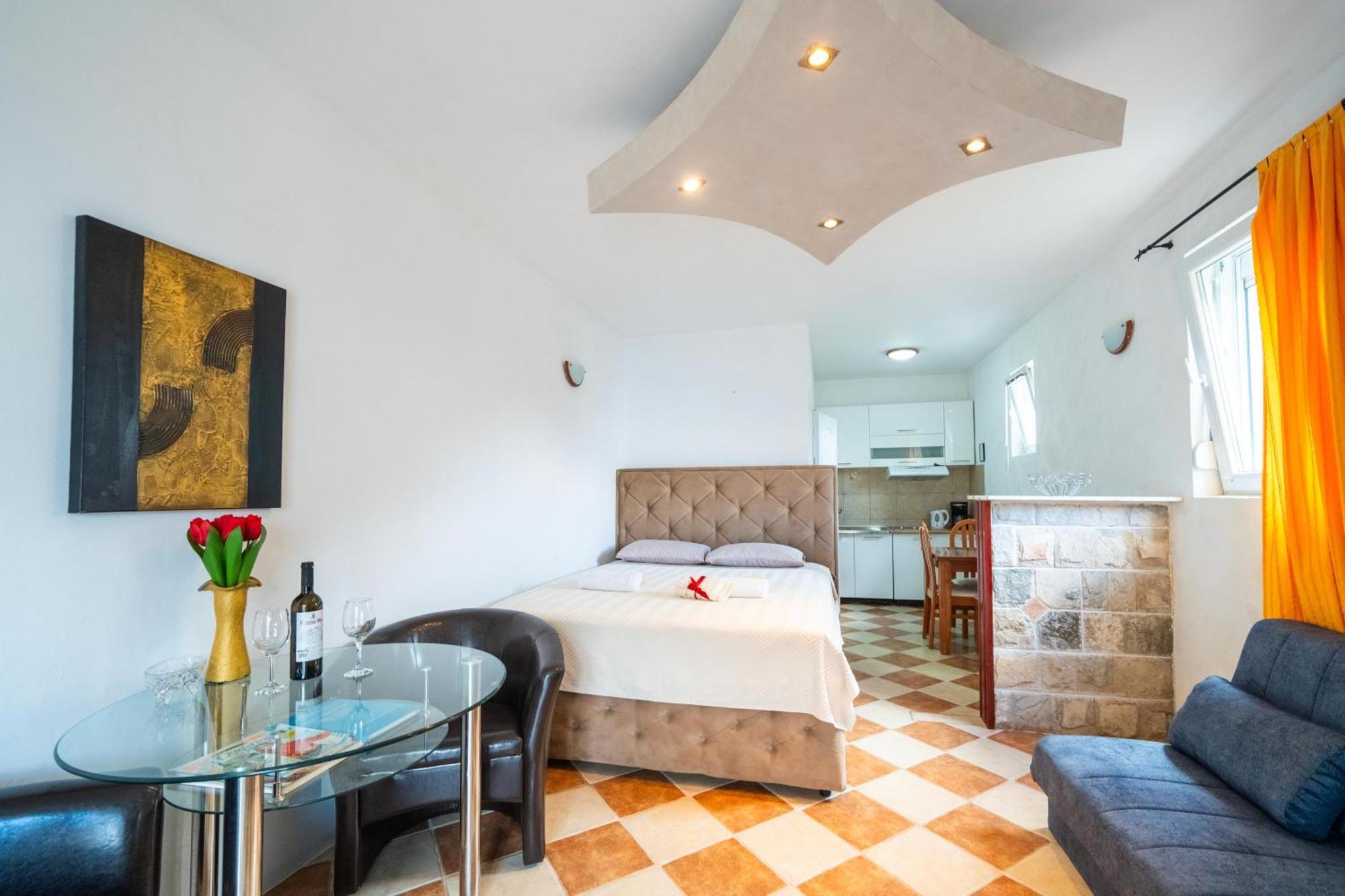 Apartments Vukovic Κότορ Εξωτερικό φωτογραφία